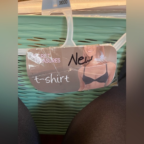 NWT SECRET TREASURES Tailored Black T-Shirt Bra - Picture 7 of 7